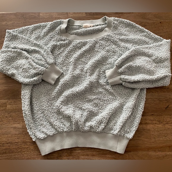 White Crow| Small| pale green bubble sweater| great condition. - Picture 5 of 5